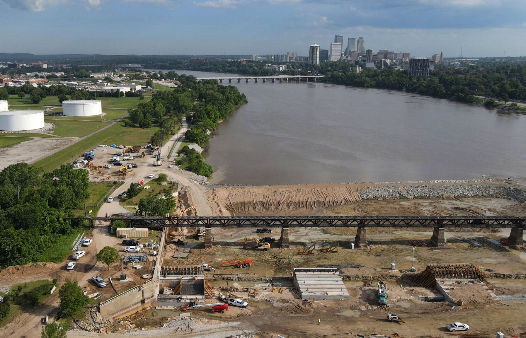 Pedestrian Bridge Demolish